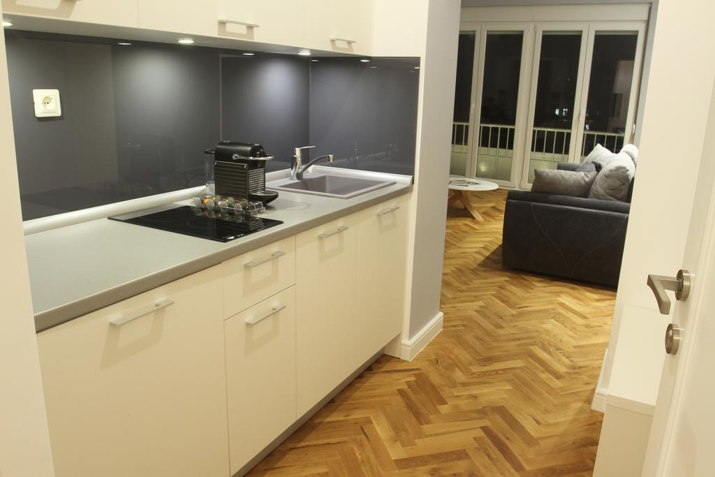 Optimist No.1 Apartman Belgrád Kültér fotó