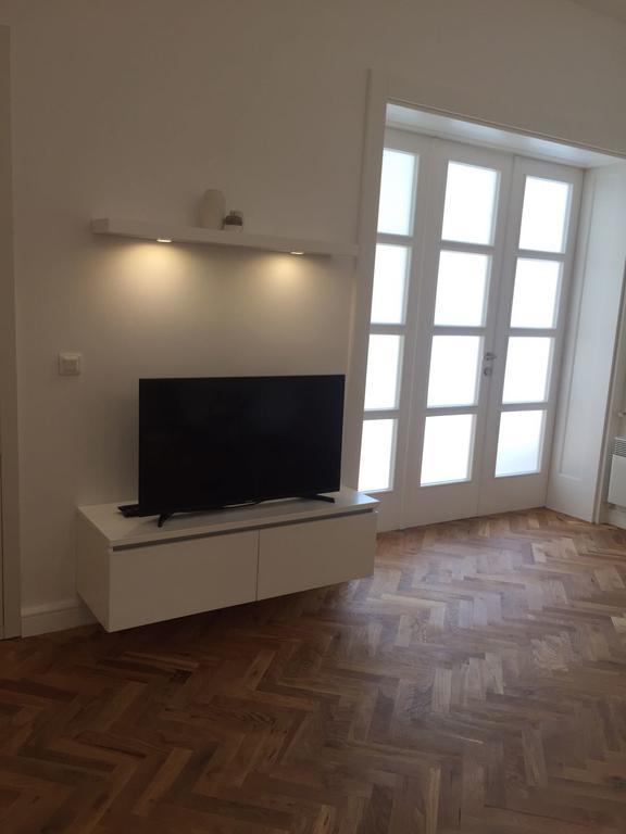 Optimist No.1 Apartman Belgrád Kültér fotó