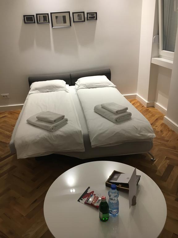 Optimist No.1 Apartman Belgrád Kültér fotó